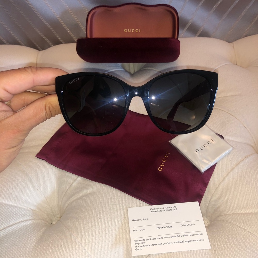 Gucci cat eye sunglasses